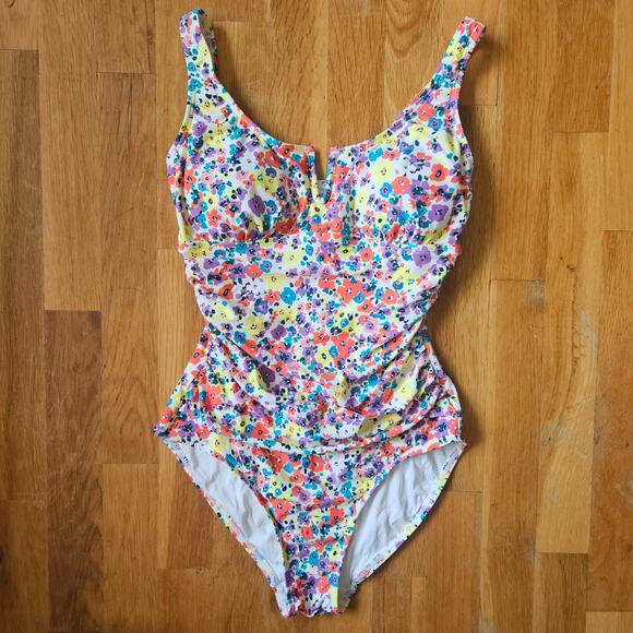 Anne Cole One Piece Swimsuit XS White Floral Ruched Tummy Control Feminine - Picture 3 of 12